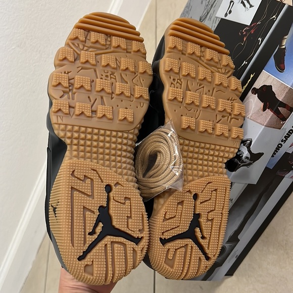 Jordan Sneakers - Picture 6 of 9